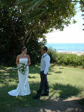 laura_wedding_pict07.jpg (56500 bytes)