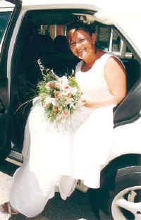wedding_picture08.jpg (28797 bytes)